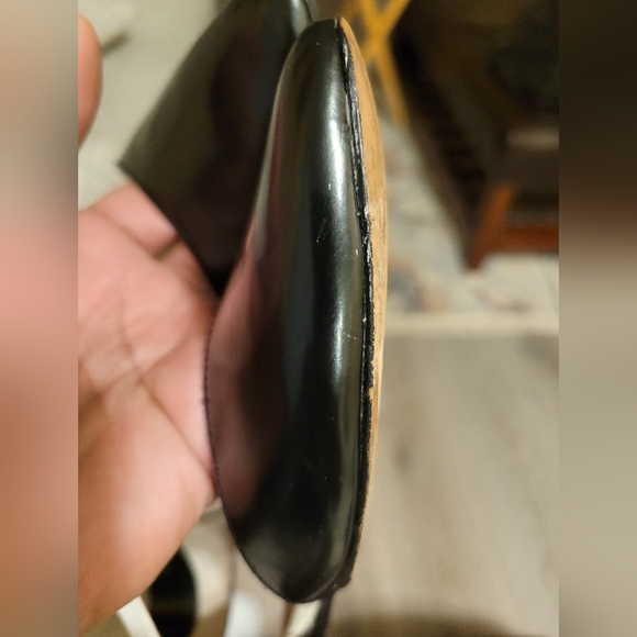 Vince Camuto | Leather | Ankle-Strap | Pointed-Toe | Sandals | Size 6M - Picture 11 of 12